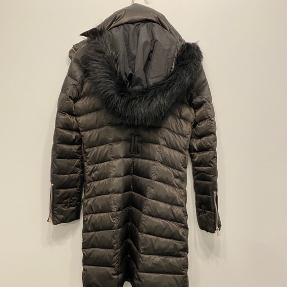 Zara winter coat - Picture 3 of 3